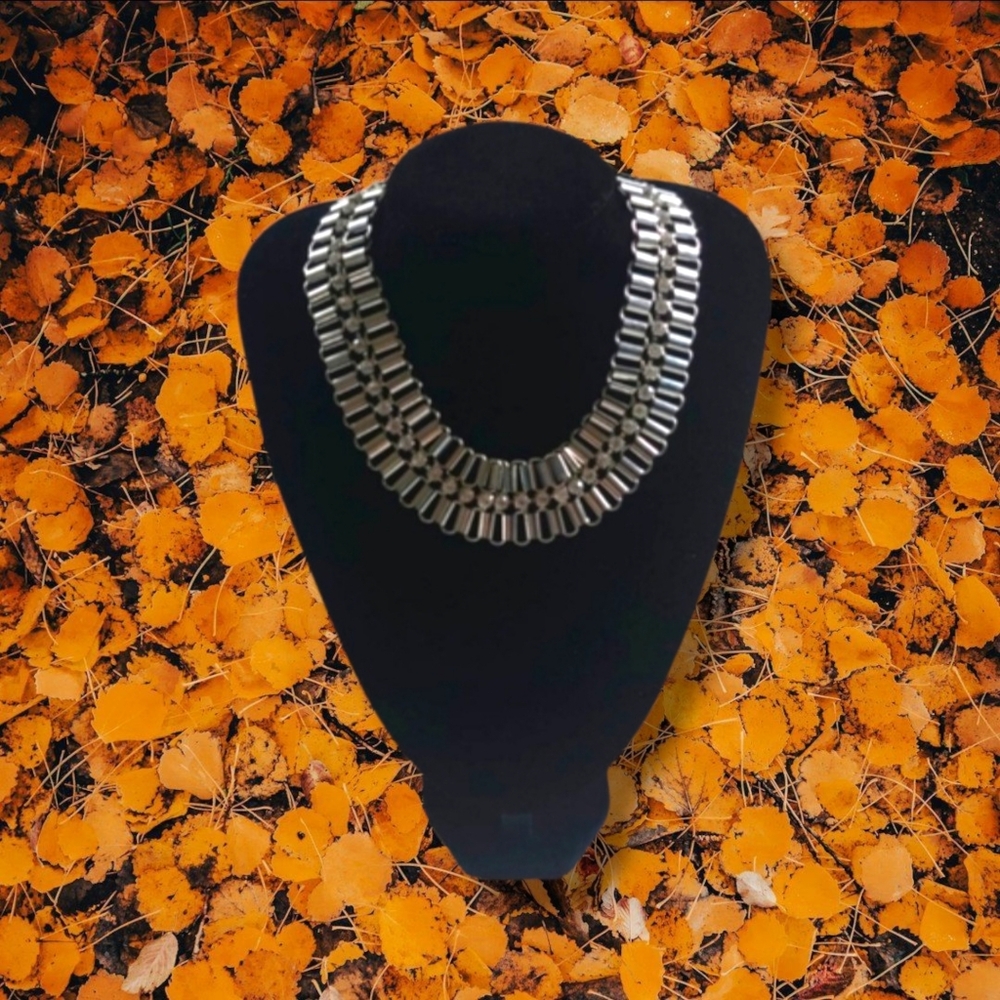 Gorgeous Silver Tone Double Book Chain Link Crystal Collarette Necklace